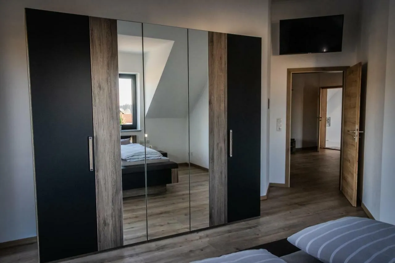 Landhaus Ferienwohnungen mit Pool und Wellness Neukirchen-Balbini 0*,  Deutschland
