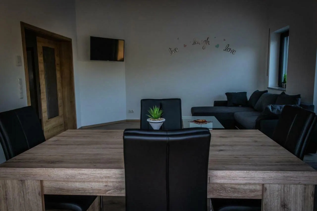 Landhaus Ferienwohnungen mit Pool und Wellness Neukirchen-Balbini 0*,  Deutschland